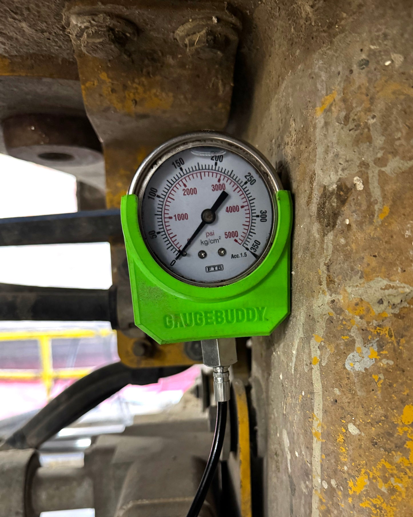 GaugeBuddy - Universal Hydraulic Gauge Mount